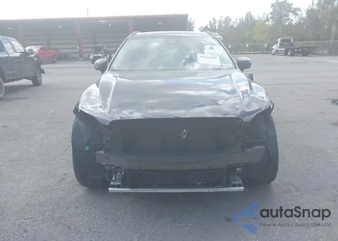 2022 Volvo Xc60 B5 Momentum z USA, uszkodzony, nr VIN YV4L12DK1N1081221